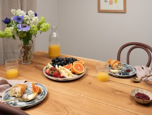 HELMI Furniture Oil 0,250L Натурално масло за дървени плотове