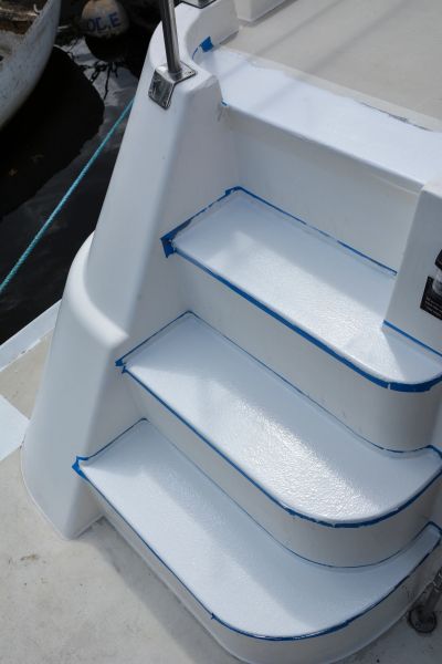 OWAGRIP - ПРОТИВОПЛЪЗГАЩА БОЯ ЗА ПАЛУБИ 1 L - ШАМПАНСКО